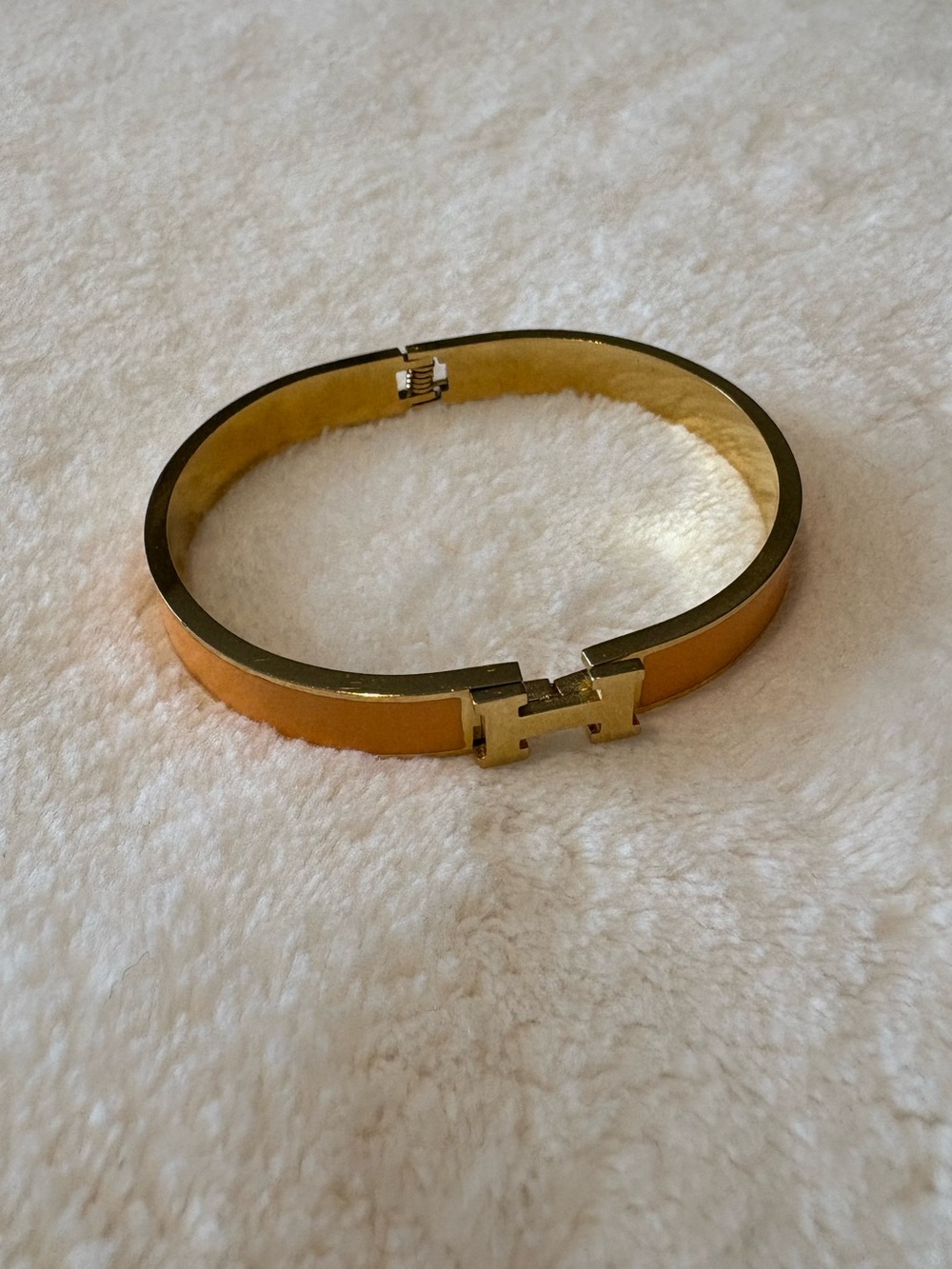 H Fashion Bracelet